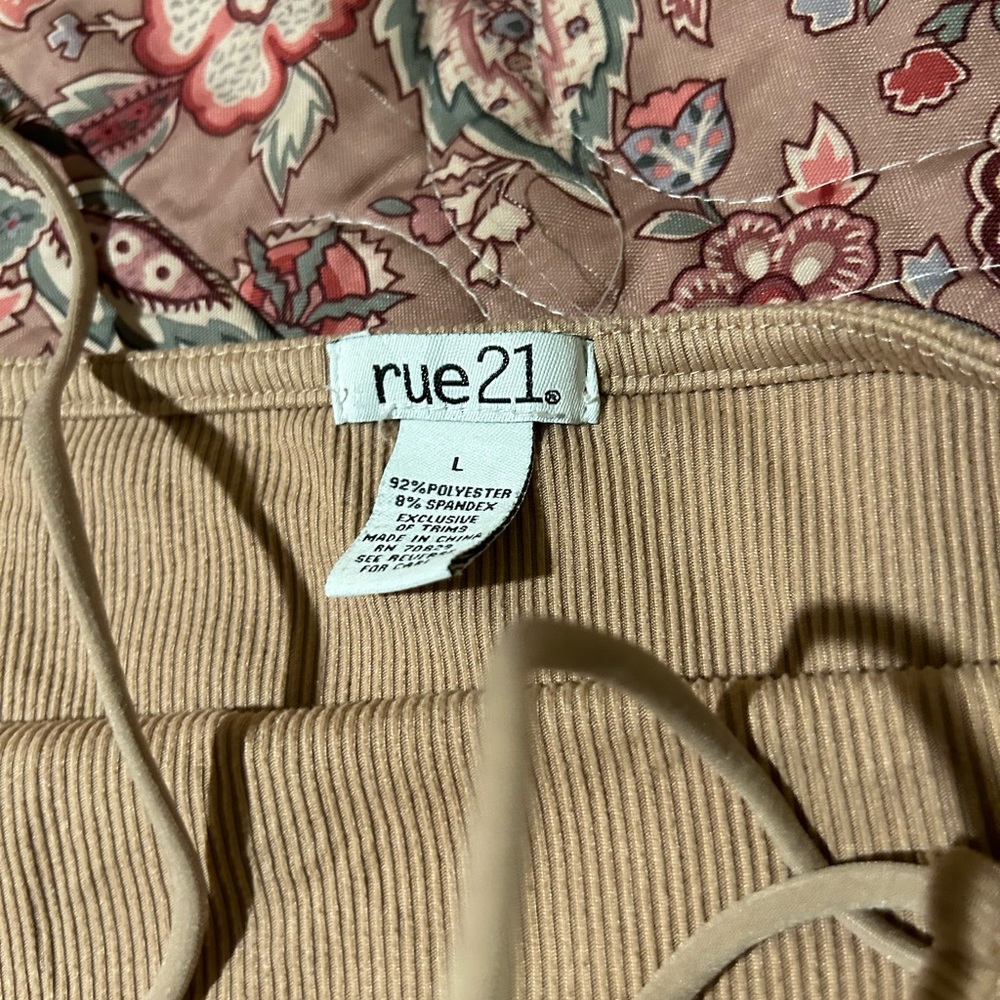 Rue21 Beige Ribbed Top